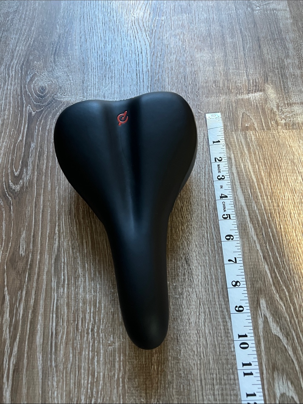 EUC Peloton bike seat - works with Bike and Bike+ - Picture 3 of 4